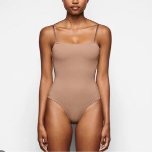 NWT Skims One piece swimsuit size 4X in Sienna